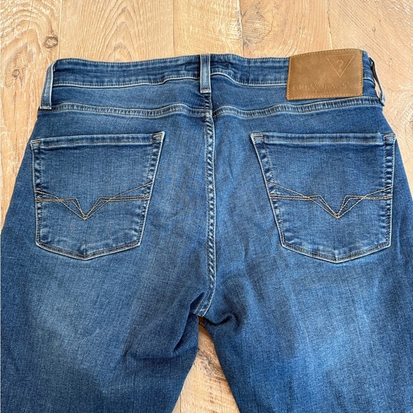 VTG Guess Brit Rocker Slim Tapered Jeans, Size: 32 - Picture 3 of 6